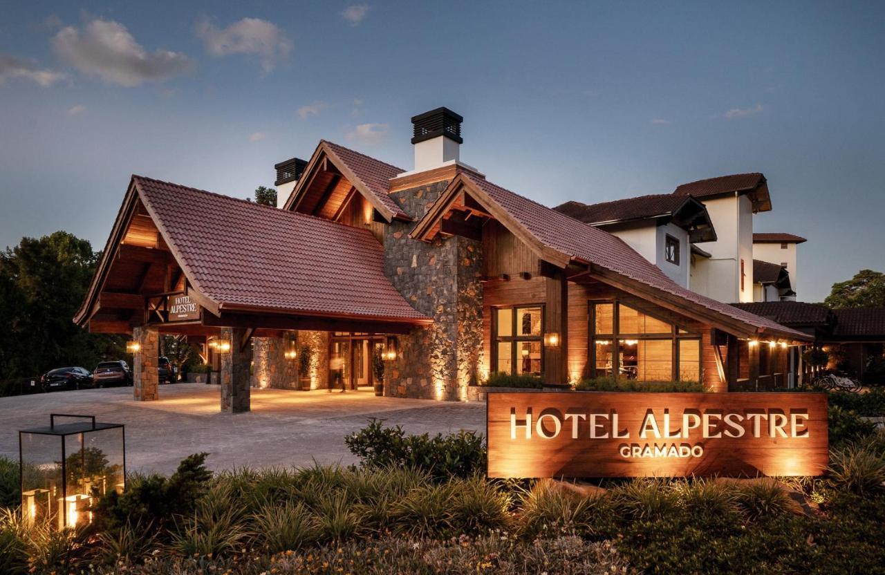 Hotel Alpestre Грамаду Экстерьер фото