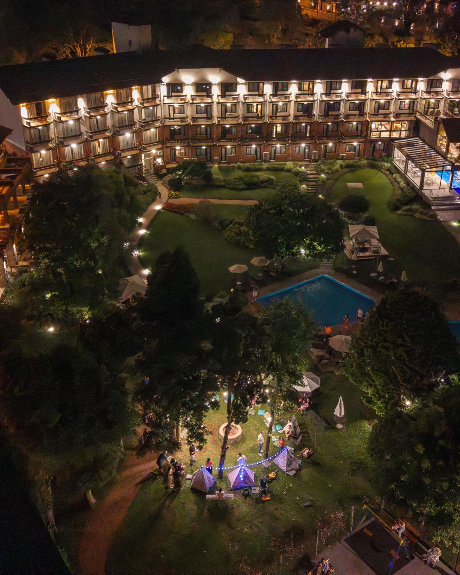 Hotel Alpestre Грамаду Экстерьер фото
